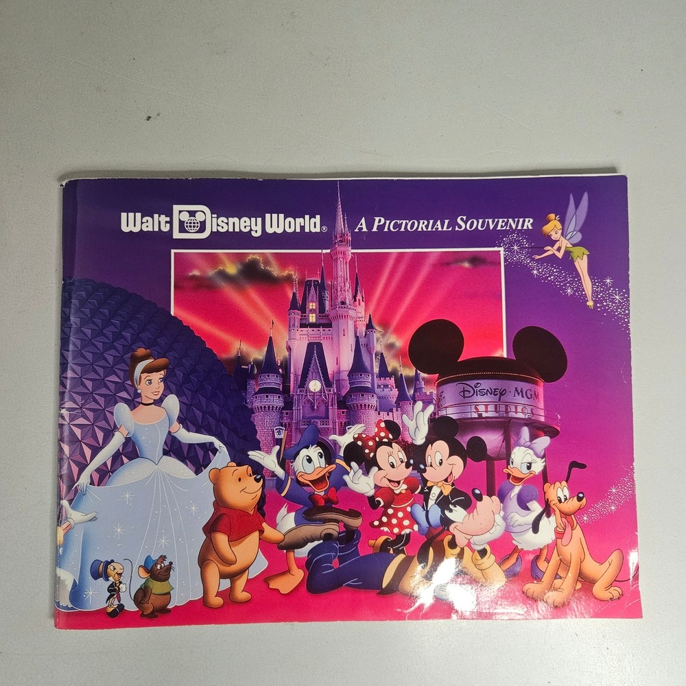 Vintage Walt Disney World A Pictorial Souvenir Book 1990s Disney MGM‎ Studios